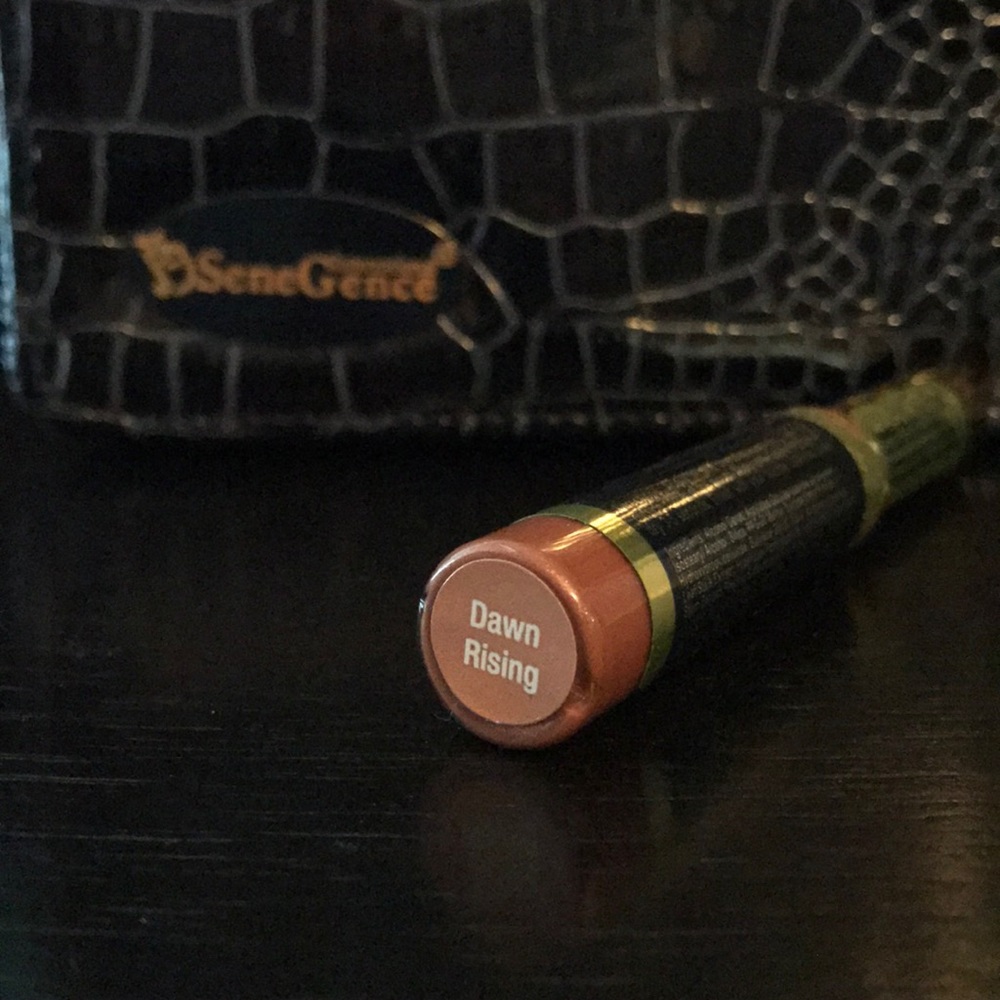 *NEW* LipSense- Color : DAWN RISING